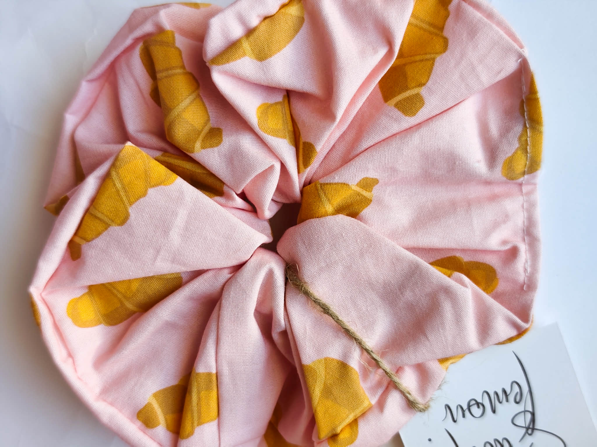 Scrunchie - Pink Croissant